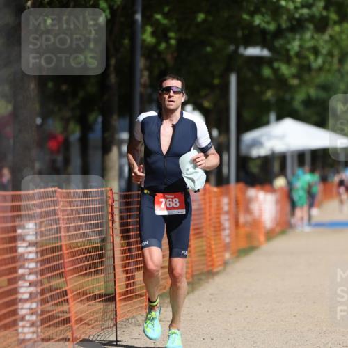 07.09.2025 - 19. Norderstedt Triathlon Michael Strokosch http://msf.ph/oto/8805230 07.09.2025 12:07:30 Laufen 768, 1314, 1368 meine-sportfotos.de