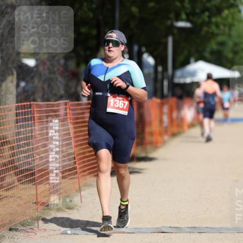 07.09.2025 - 19. Norderstedt Triathlon Michael Strokosch http://msf.ph/oto/8805234 07.09.2025 12:37:24 Laufen 1339, 1367 meine-sportfotos.de