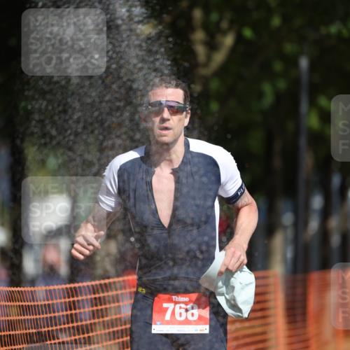 07.09.2025 - 19. Norderstedt Triathlon Michael Strokosch http://msf.ph/oto/8805261 07.09.2025 12:07:33 Laufen 768 meine-sportfotos.de
