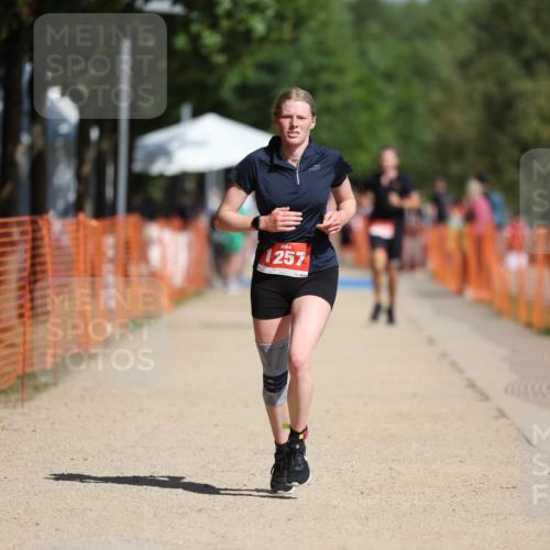 07.09.2025 - 19. Norderstedt Triathlon Michael Strokosch http://msf.ph/oto/8805306 07.09.2025 12:07:52 Laufen 1257 meine-sportfotos.de