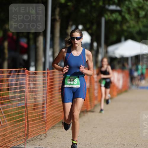 07.09.2025 - 19. Norderstedt Triathlon Michael Strokosch http://msf.ph/oto/8805317 07.09.2025 11:08:29 Laufen 78, 653 meine-sportfotos.de