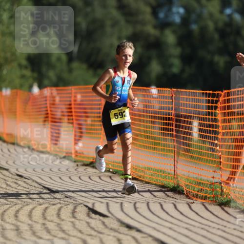 07.09.2025 - 19. Norderstedt Triathlon Michael Strokosch http://msf.ph/oto/8805359 07.09.2025 09:45:14 Laufen 592, 617 meine-sportfotos.de
