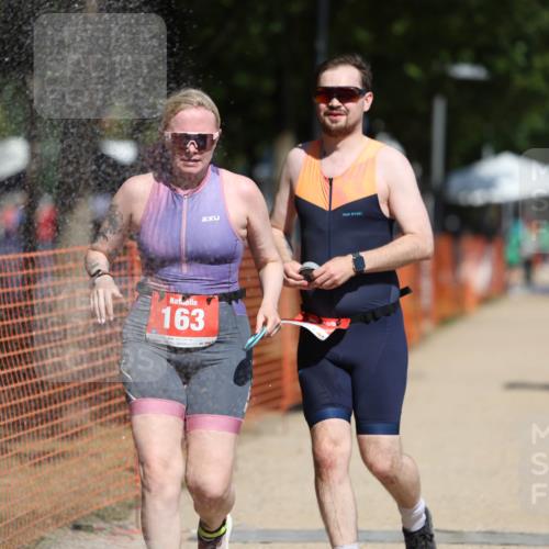 07.09.2025 - 19. Norderstedt Triathlon Michael Strokosch http://msf.ph/oto/8805377 07.09.2025 12:37:38 Laufen 162, 163, 192, 699, 761 meine-sportfotos.de