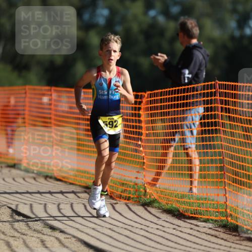 07.09.2025 - 19. Norderstedt Triathlon Michael Strokosch http://msf.ph/oto/8805381 07.09.2025 09:45:15 Laufen 592, 617 meine-sportfotos.de