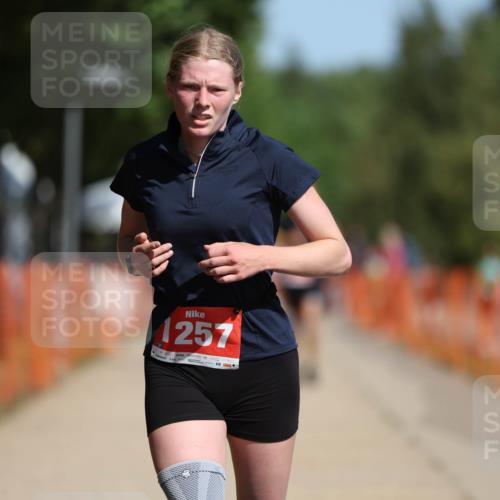 07.09.2025 - 19. Norderstedt Triathlon Michael Strokosch http://msf.ph/oto/8805384 07.09.2025 12:07:54 Laufen 1223, 1257 meine-sportfotos.de