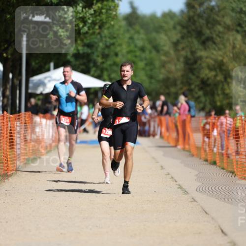 07.09.2025 - 19. Norderstedt Triathlon Michael Strokosch http://msf.ph/oto/8805418 07.09.2025 12:07:57 Laufen 734, 1223, 1257, 1288 meine-sportfotos.de