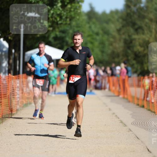 07.09.2025 - 19. Norderstedt Triathlon Michael Strokosch http://msf.ph/oto/8805452 07.09.2025 12:07:58 Laufen 734, 1223, 1257, 1288 meine-sportfotos.de