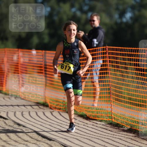 07.09.2025 - 19. Norderstedt Triathlon Michael Strokosch http://msf.ph/oto/8805477 07.09.2025 09:45:20 Laufen 592, 617 meine-sportfotos.de