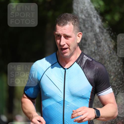 07.09.2025 - 19. Norderstedt Triathlon Michael Strokosch http://msf.ph/oto/8805579 07.09.2025 12:08:05 Laufen 734, 1223, 1288 meine-sportfotos.de