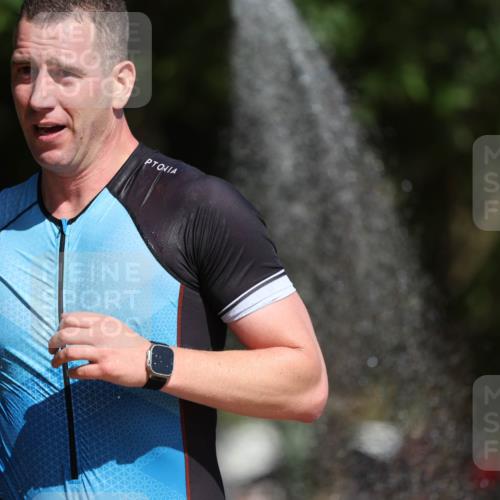 07.09.2025 - 19. Norderstedt Triathlon Michael Strokosch http://msf.ph/oto/8805586 07.09.2025 12:08:05 Laufen 734, 1223, 1288 meine-sportfotos.de