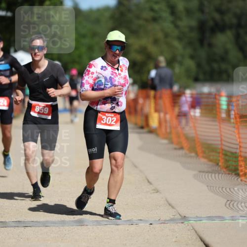 07.09.2025 - 19. Norderstedt Triathlon Michael Strokosch http://msf.ph/oto/8805609 07.09.2025 12:37:59 Laufen 302, 824, 859 meine-sportfotos.de