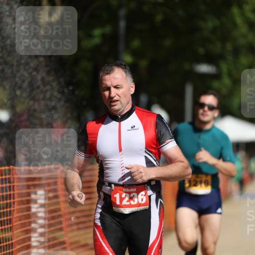 07.09.2025 - 19. Norderstedt Triathlon Michael Strokosch http://msf.ph/oto/8805686 07.09.2025 12:08:19 Laufen 1167, 1210, 1236 meine-sportfotos.de