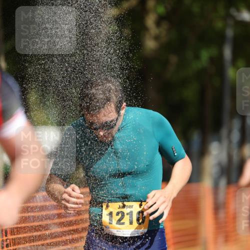 07.09.2025 - 19. Norderstedt Triathlon Michael Strokosch http://msf.ph/oto/8805734 07.09.2025 12:08:21 Laufen 1167, 1210, 1236 meine-sportfotos.de