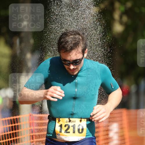 07.09.2025 - 19. Norderstedt Triathlon Michael Strokosch http://msf.ph/oto/8805741 07.09.2025 12:08:21 Laufen 1167, 1210, 1236 meine-sportfotos.de