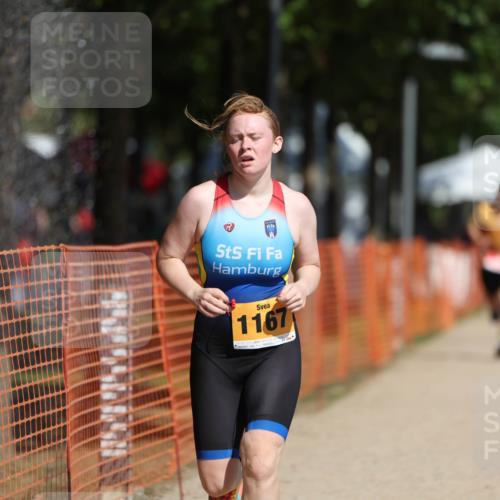 07.09.2025 - 19. Norderstedt Triathlon Michael Strokosch http://msf.ph/oto/8805787 07.09.2025 12:08:24 Laufen 149, 1167, 1210 meine-sportfotos.de
