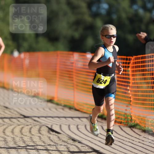 07.09.2025 - 19. Norderstedt Triathlon Michael Strokosch http://msf.ph/oto/8805796 07.09.2025 09:45:52 Laufen 554, 574, 619, 624, 634 meine-sportfotos.de