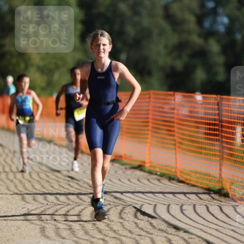 07.09.2025 - 19. Norderstedt Triathlon Michael Strokosch http://msf.ph/oto/8805822 07.09.2025 09:45:54 Laufen 554, 619, 624, 634 meine-sportfotos.de