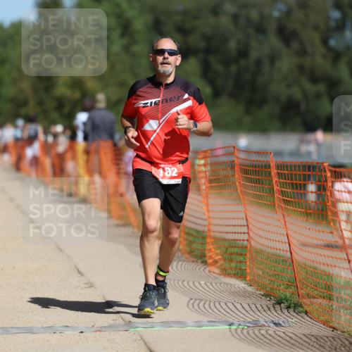 07.09.2025 - 19. Norderstedt Triathlon Michael Strokosch http://msf.ph/oto/8805839 07.09.2025 12:38:15 Laufen 182, 299, 1378 meine-sportfotos.de