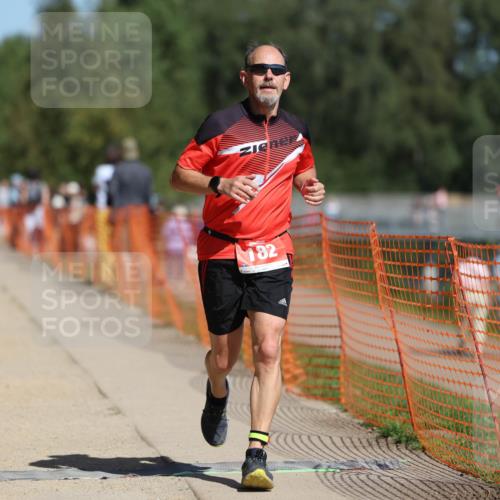 07.09.2025 - 19. Norderstedt Triathlon Michael Strokosch http://msf.ph/oto/8805853 07.09.2025 12:38:16 Laufen 182, 299, 1378 meine-sportfotos.de