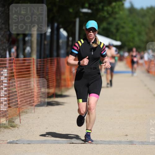 07.09.2025 - 19. Norderstedt Triathlon Michael Strokosch http://msf.ph/oto/8805880 07.09.2025 12:38:19 Laufen 182, 299, 715 meine-sportfotos.de