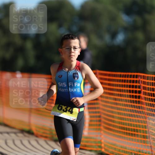 07.09.2025 - 19. Norderstedt Triathlon Michael Strokosch http://msf.ph/oto/8805913 07.09.2025 09:45:59 Laufen 554, 619, 634 meine-sportfotos.de