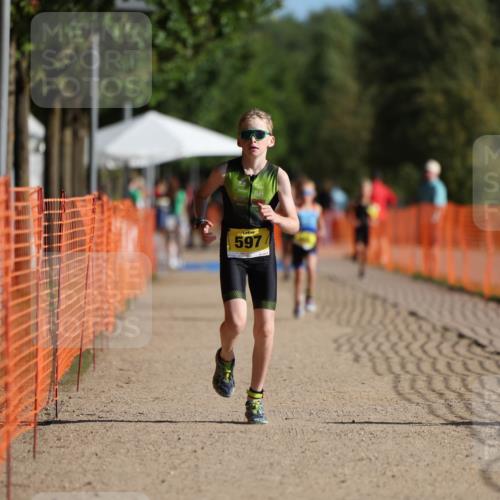 07.09.2025 - 19. Norderstedt Triathlon Michael Strokosch http://msf.ph/oto/8805980 07.09.2025 09:46:11 Laufen 555, 597 meine-sportfotos.de