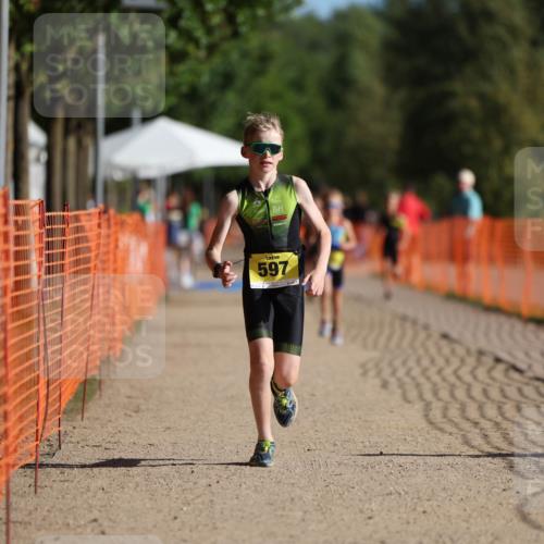 07.09.2025 - 19. Norderstedt Triathlon Michael Strokosch http://msf.ph/oto/8805986 07.09.2025 09:46:11 Laufen 555, 597 meine-sportfotos.de