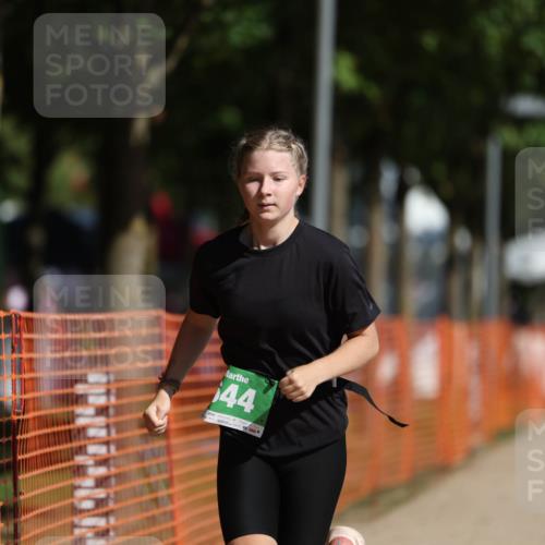 07.09.2025 - 19. Norderstedt Triathlon Michael Strokosch http://msf.ph/oto/8806022 07.09.2025 11:13:19 Laufen 644 meine-sportfotos.de