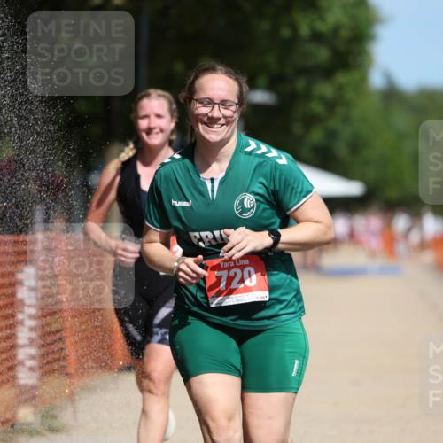 07.09.2025 - 19. Norderstedt Triathlon Michael Strokosch http://msf.ph/oto/8806038 07.09.2025 12:38:34 Laufen 720, 1224 meine-sportfotos.de