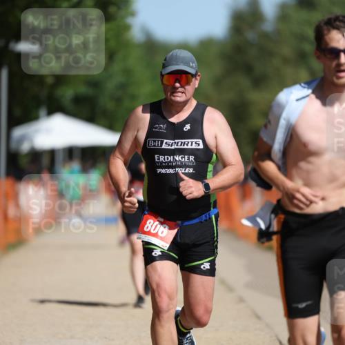 07.09.2025 - 19. Norderstedt Triathlon Michael Strokosch http://msf.ph/oto/8806086 07.09.2025 12:08:53 Laufen 185, 253, 806, 1244 meine-sportfotos.de