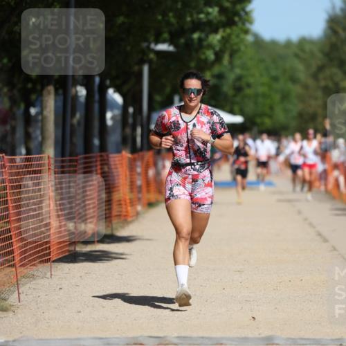 07.09.2025 - 19. Norderstedt Triathlon Michael Strokosch http://msf.ph/oto/8806102 07.09.2025 12:38:51 Laufen 195 meine-sportfotos.de
