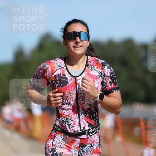 07.09.2025 - 19. Norderstedt Triathlon Michael Strokosch http://msf.ph/oto/8806179 07.09.2025 12:38:53 Laufen 195 meine-sportfotos.de