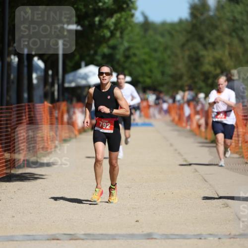 07.09.2025 - 19. Norderstedt Triathlon Michael Strokosch http://msf.ph/oto/8806211 07.09.2025 12:39:00 Laufen 165, 273, 724, 792 meine-sportfotos.de
