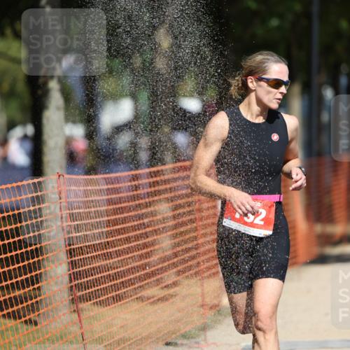 07.09.2025 - 19. Norderstedt Triathlon Michael Strokosch http://msf.ph/oto/8806264 07.09.2025 12:39:02 Laufen 165, 273, 724, 792 meine-sportfotos.de