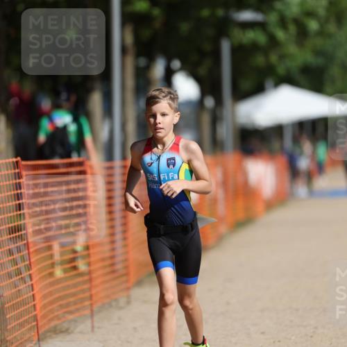 07.09.2025 - 19. Norderstedt Triathlon Michael Strokosch http://msf.ph/oto/8806306 07.09.2025 11:15:06 Laufen 98 meine-sportfotos.de
