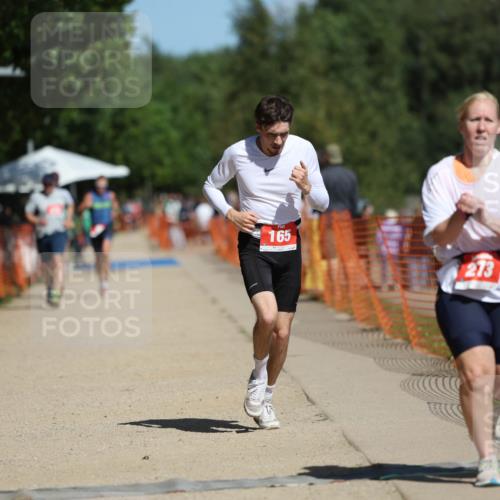07.09.2025 - 19. Norderstedt Triathlon Michael Strokosch http://msf.ph/oto/8806316 07.09.2025 12:39:04 Laufen 165, 273, 724, 792 meine-sportfotos.de