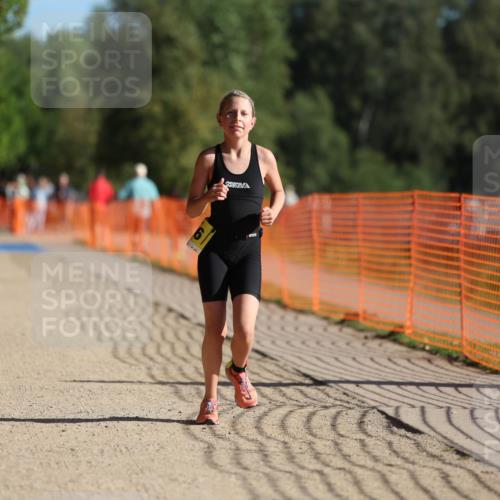 07.09.2025 - 19. Norderstedt Triathlon Michael Strokosch http://msf.ph/oto/8806342 07.09.2025 09:46:36 Laufen 616 meine-sportfotos.de