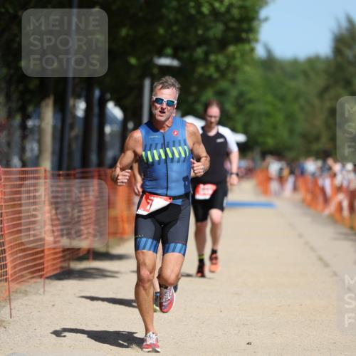 07.09.2025 - 19. Norderstedt Triathlon Michael Strokosch http://msf.ph/oto/8806350 07.09.2025 12:39:12 Laufen 791, 826, 849 meine-sportfotos.de