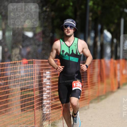 07.09.2025 - 19. Norderstedt Triathlon Michael Strokosch http://msf.ph/oto/8806384 07.09.2025 12:09:39 Laufen 1195, 1383 meine-sportfotos.de