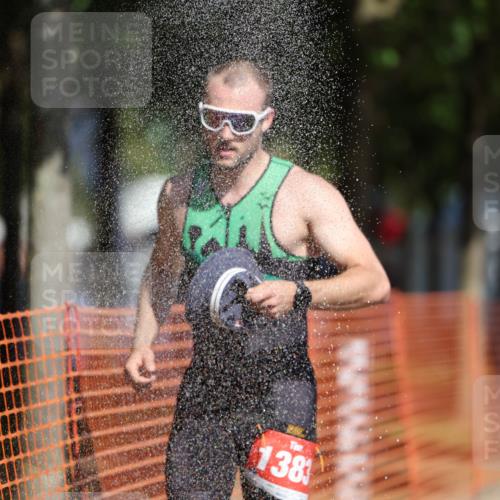 07.09.2025 - 19. Norderstedt Triathlon Michael Strokosch http://msf.ph/oto/8806395 07.09.2025 12:09:40 Laufen 1195, 1383 meine-sportfotos.de