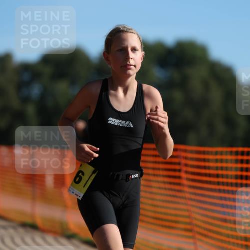 07.09.2025 - 19. Norderstedt Triathlon Michael Strokosch http://msf.ph/oto/8806405 07.09.2025 09:46:39 Laufen 616 meine-sportfotos.de