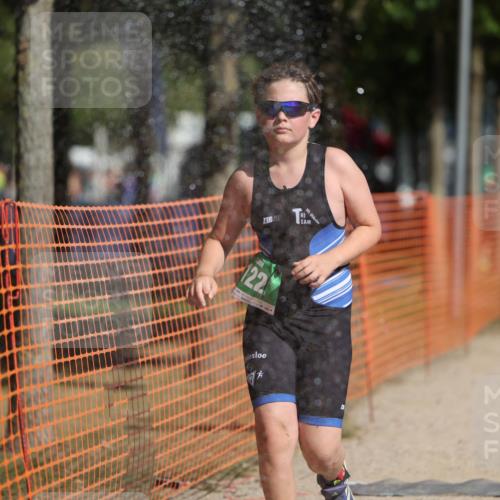 07.09.2025 - 19. Norderstedt Triathlon Michael Strokosch http://msf.ph/oto/8806447 07.09.2025 11:15:34 Laufen 122 meine-sportfotos.de