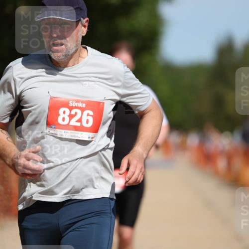 07.09.2025 - 19. Norderstedt Triathlon Michael Strokosch http://msf.ph/oto/8806465 07.09.2025 12:39:16 Laufen 791, 826, 849 meine-sportfotos.de