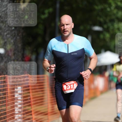 07.09.2025 - 19. Norderstedt Triathlon Michael Strokosch http://msf.ph/oto/8806469 07.09.2025 12:09:53 Laufen 860, 1153, 1319 meine-sportfotos.de