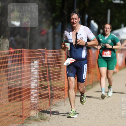 07.09.2025 - 19. Norderstedt Triathlon Michael Strokosch http://msf.ph/oto/8806737 07.09.2025 12:10:28 Laufen 720, 763, 782, 1363 meine-sportfotos.de
