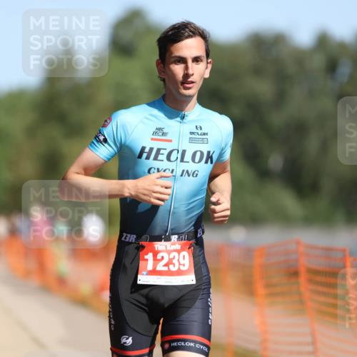 07.09.2025 - 19. Norderstedt Triathlon Michael Strokosch http://msf.ph/oto/8806822 07.09.2025 12:10:40 Laufen 1239 meine-sportfotos.de