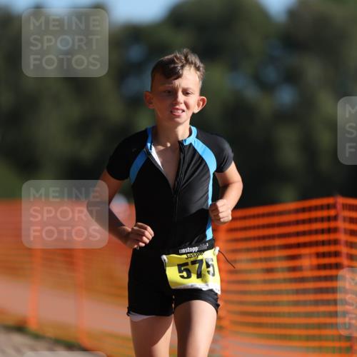 07.09.2025 - 19. Norderstedt Triathlon Michael Strokosch http://msf.ph/oto/8806912 07.09.2025 09:47:39 Laufen 575 meine-sportfotos.de