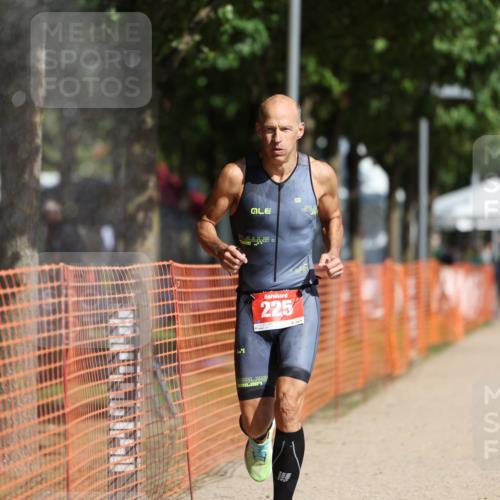 07.09.2025 - 19. Norderstedt Triathlon Michael Strokosch http://msf.ph/oto/8806923 07.09.2025 11:28:36 Laufen 225 meine-sportfotos.de