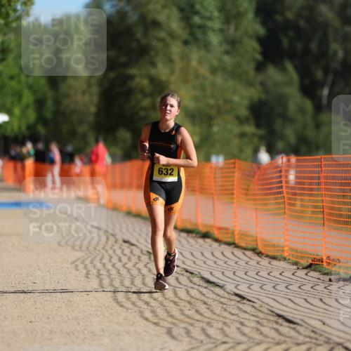 07.09.2025 - 19. Norderstedt Triathlon Michael Strokosch http://msf.ph/oto/8806968 07.09.2025 09:47:44 Laufen 575, 632 meine-sportfotos.de
