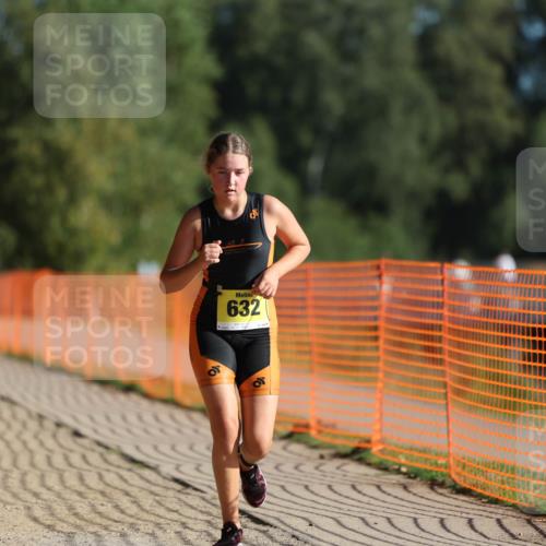 07.09.2025 - 19. Norderstedt Triathlon Michael Strokosch http://msf.ph/oto/8807015 07.09.2025 09:47:46 Laufen 632 meine-sportfotos.de